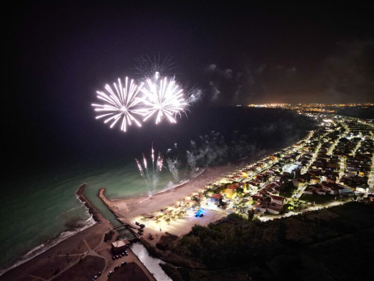 Almenara tanca les Festes d’Estiu amb un gran castell de focs d’artifici