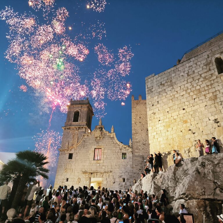 Peñíscola celebró ayer el segundo día de sus tradicionales ‘danses’