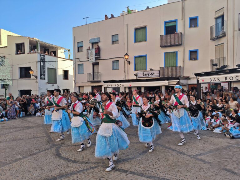 Peñiscola se interna en sus fiestas