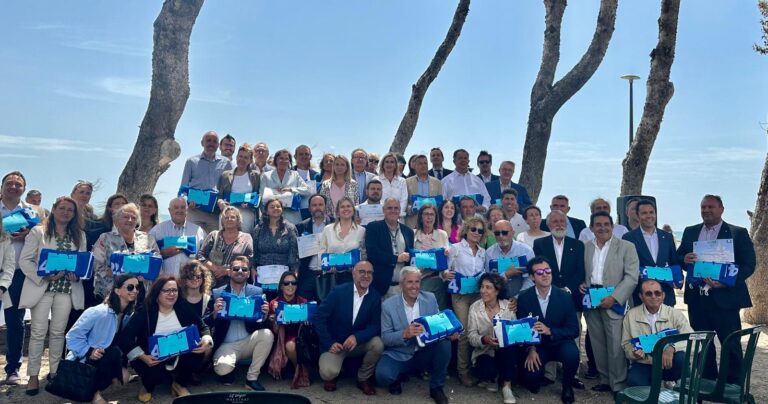 Alcalà de Xivert acoge el acto de entrega de las Banderas Azules