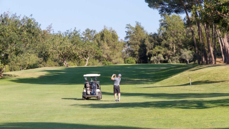 Turisme promociona la Comunitat como destino de golf en la feria IAGTO European Convention 2024