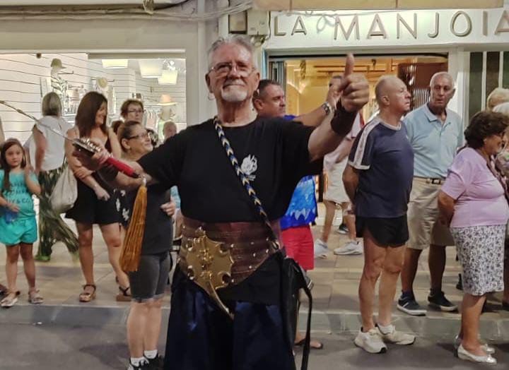 Los Moros y Cristianos de Peñíscola protagoniza ‘L’Entraeta de Sant Roc’