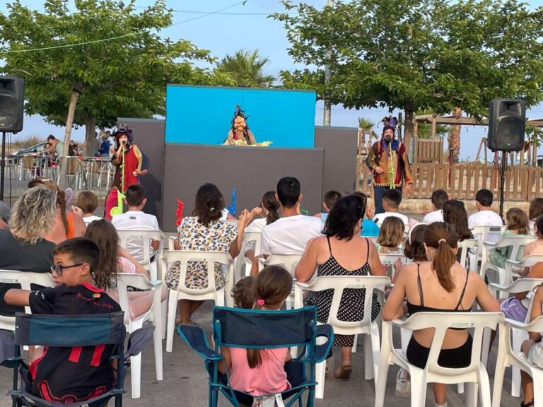 Les marionetes, la música i el cinema per acomiadar la programació estival a Almassora