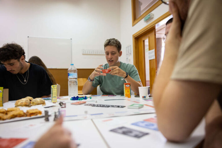 L’Aula Intur de l’UJI organitza una sessió sobre gestió hotelera amb l’objectiu d’acostar a l’estudiantat el sector turístic