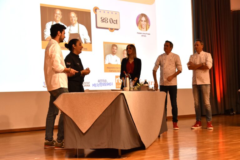 Los Hermanos Torres ensalzan la gastronomía castellonense con un ‘showcooking’ de estrella Michelin